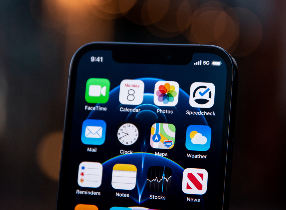 樟木头镇苹果手机维修分享为什么 iPhone 12 在冬季会自动关机 